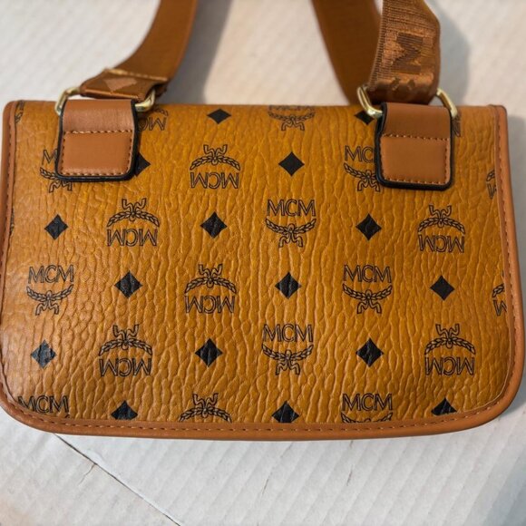 MCM #P8767 Shoulder Bag/Purse   Cognac color w/Dust cover NEW - Picture 3 of 12